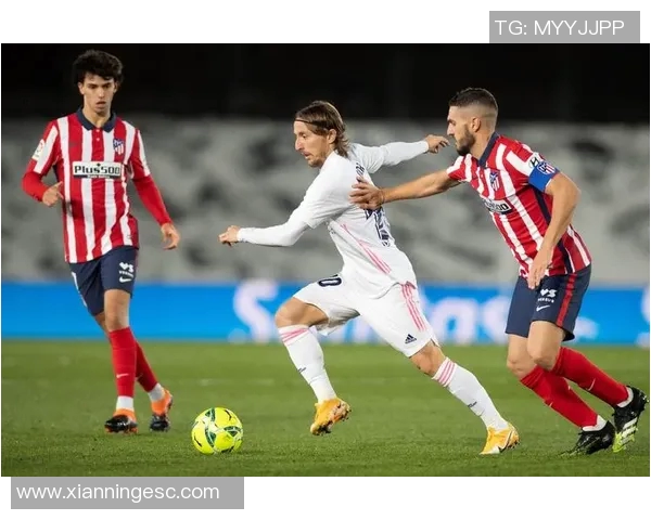 巴西足球队与塞维利亚队的精彩对决引发全球关注与热议