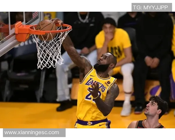 犹他爵士与洛杉矶湖人激战正酣谁能在NBA赛场上笑到最后 犹他爵士与洛杉矶湖人激战正酣谁能在NBA赛场上笑到最后